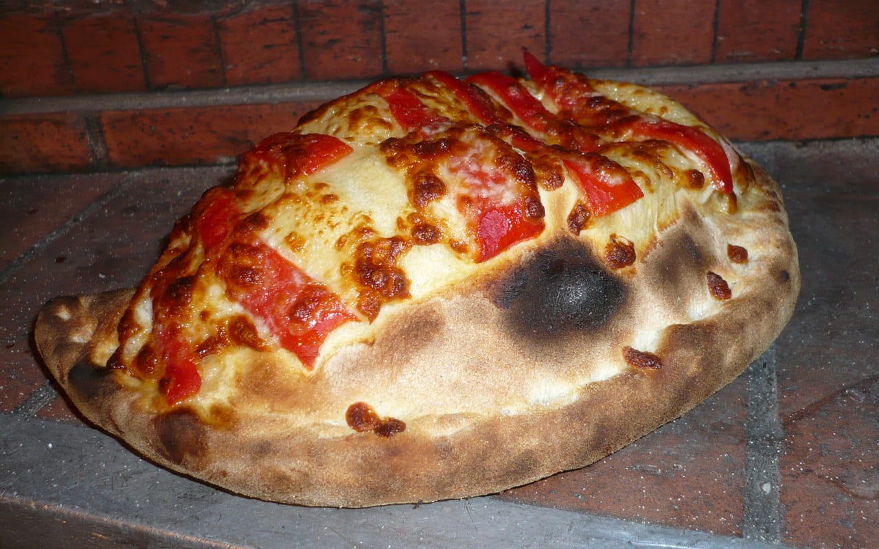 Photo of Calzone (3 of 3)