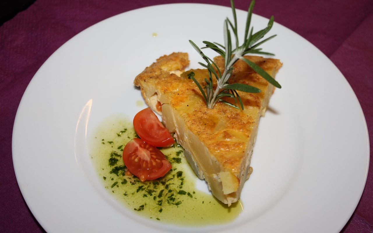 Photo of Spanish tortilla (1 of 4)